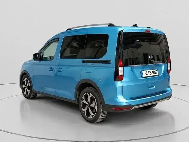 Usado Ford Tourneo Connect Active 122 CV (89 kW) 2024 Azul Monovolumen