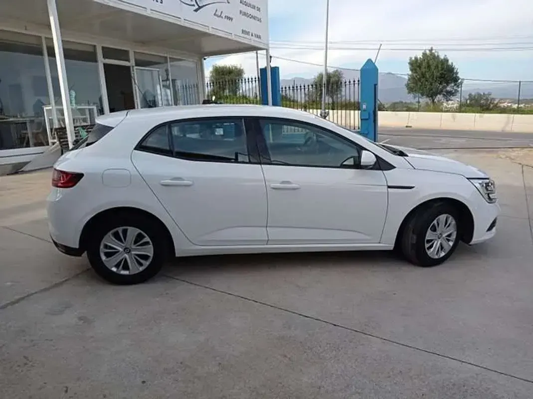 Usado Renault Mégane Life 95 CV (69 kW) 2020 Blanco Utilitario