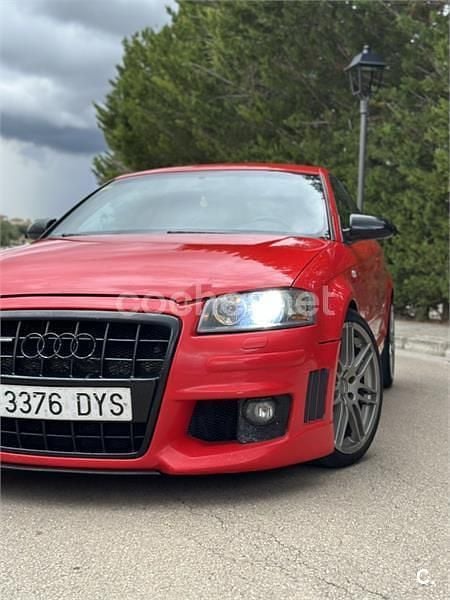 Rojo Usado 2005 Audi A3 Ambition Berlina | 7500 € (Precio justo) - Imagen 1/4