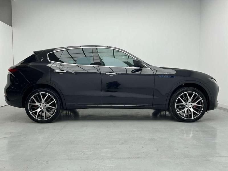 Usado Maserati Levante GT 330 CV (242 kW) 2023 Negro SUV