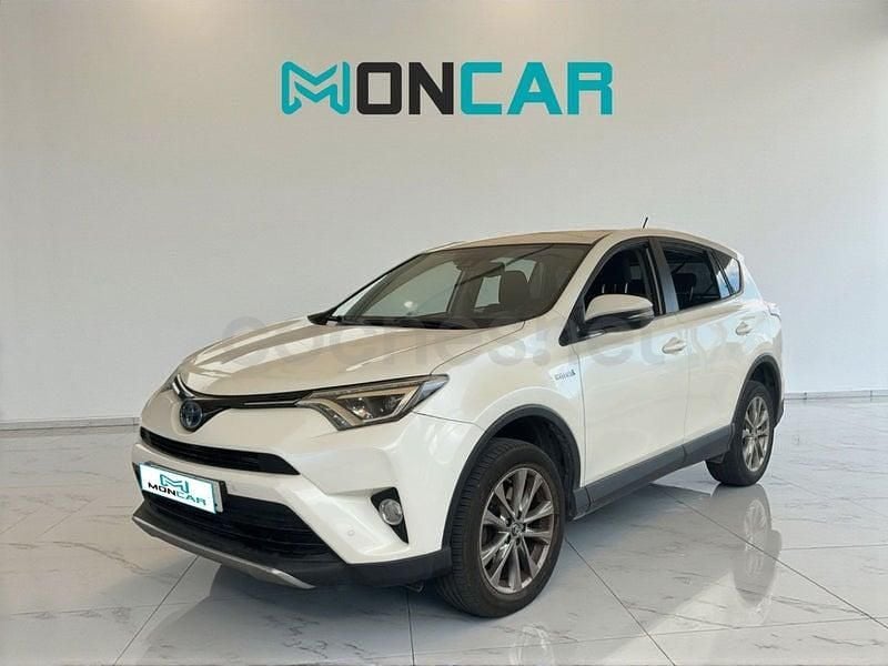 Usado Toyota RAV4 Hybrid Advance 197 CV (144 kW) 2018 Blanco SUV