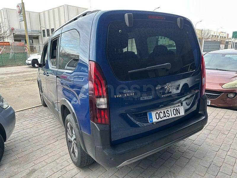 Usado Peugeot Rifter Active 100 CV (73 kW) 2020 Azul Monovolumen
