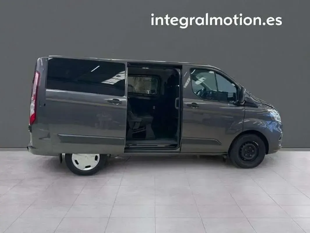 Usado Ford Transit Custom Trend 131 CV (96 kW) 2023 Gris Van