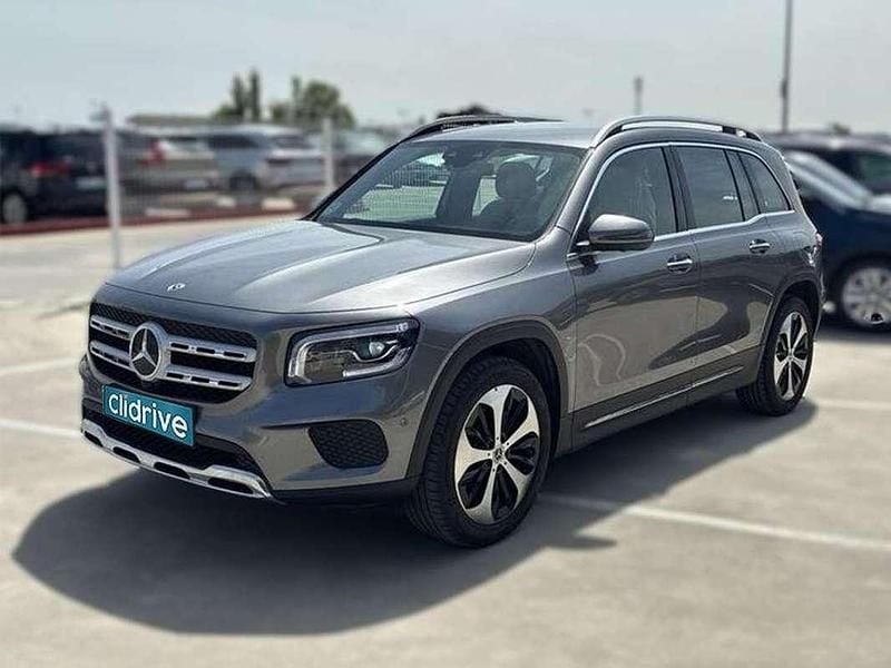 Usado Mercedes GLB200 150 CV (110 kW) 2023 Gris SUV