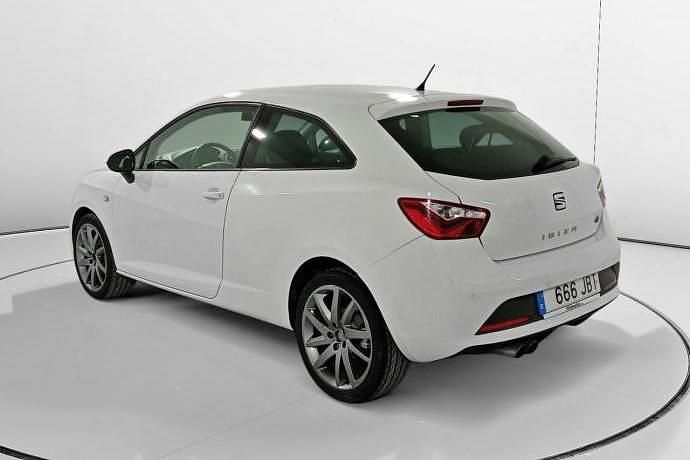 Usado Seat Ibiza SC FR 105 CV (77 kW) 2014 Utilitario