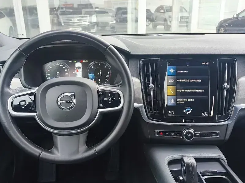 Usado Volvo V90 Momentum 197 CV (144 kW) 2021 Blanco Familiar
