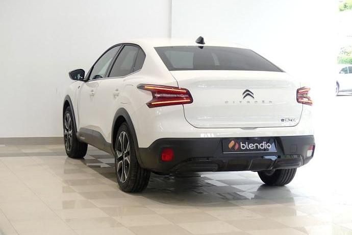 Usado Citroën e-C4 Shine 100 kW (136 CV) 2024 Berlina