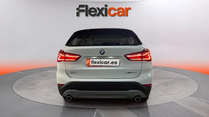 Usado BMW X1 116 CV (85 kW) 2018 Blanco SUV