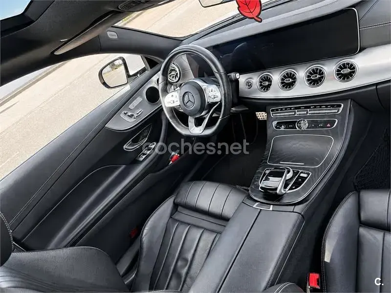 Usado Mercedes E220 194 CV (142 kW) 2018 Blanco Coupe