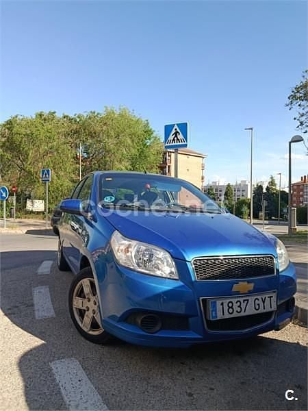 Usado Chevrolet Aveo LS 101 CV (74 kW) 2010 Azul Berlina