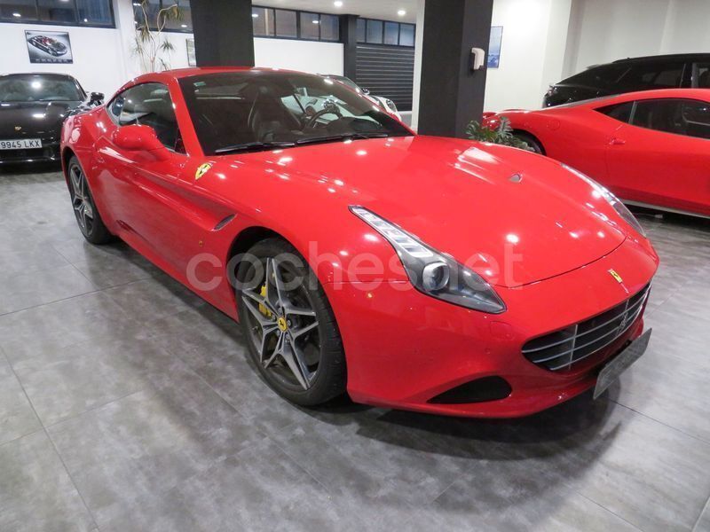 Usado Ferrari California 560 CV (411 kW) 2014 Rojo Descapotable