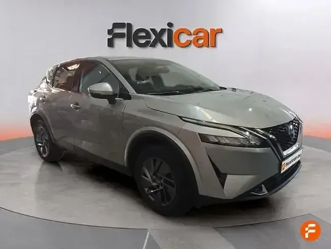Usado Nissan Qashqai Acenta 158 CV (116 kW) 2023 Gris SUV