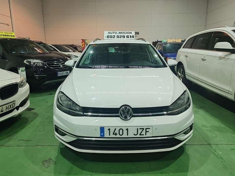 Usado VW Golf VII Business 110 CV (80 kW) 2017 Blanco Familiar