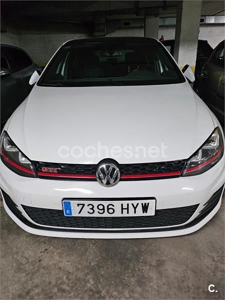 Usado VW Golf VII GTI 230 CV (169 kW) 2015 Berlina
