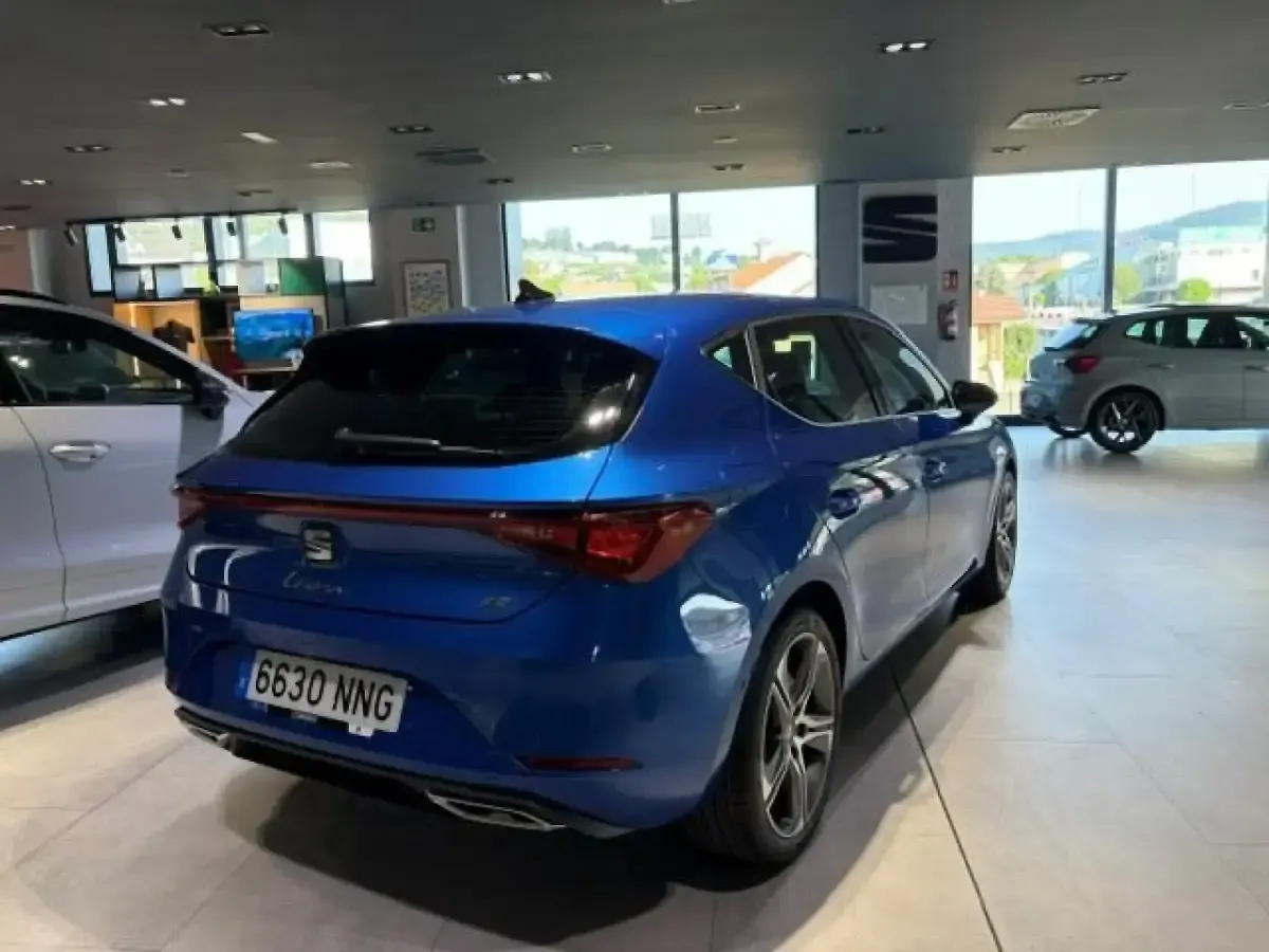 Nuevo Seat Leon FR 150 CV (110 kW) 2026 Azul