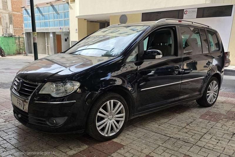 Usado VW Touran Highline 140 CV (102 kW) 2007 Negro Monovolumen