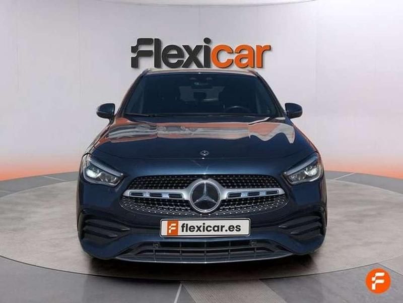 Usado Mercedes GLA200 163 HP (119 kW) 2022 Azul SUV