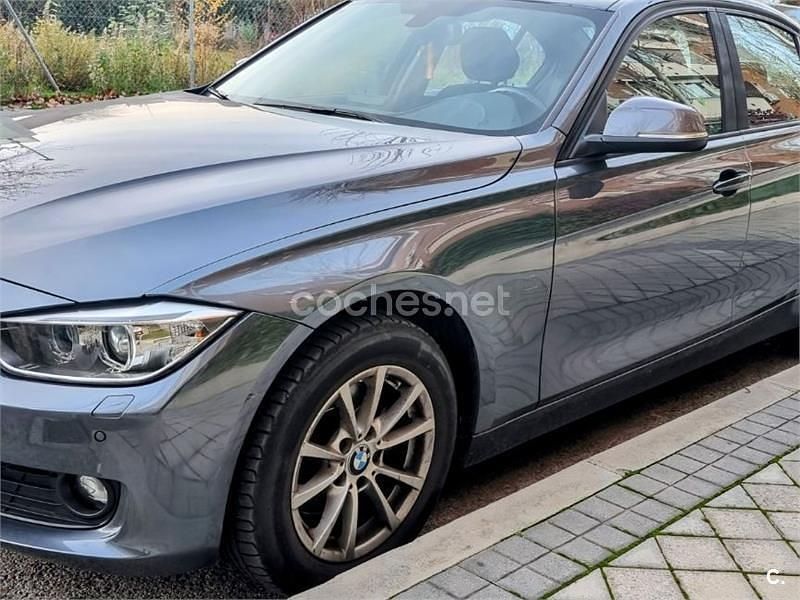 Usado BMW 320 Gran Turismo 184 CV (135 kW) 2013 Gris / plata Berlina