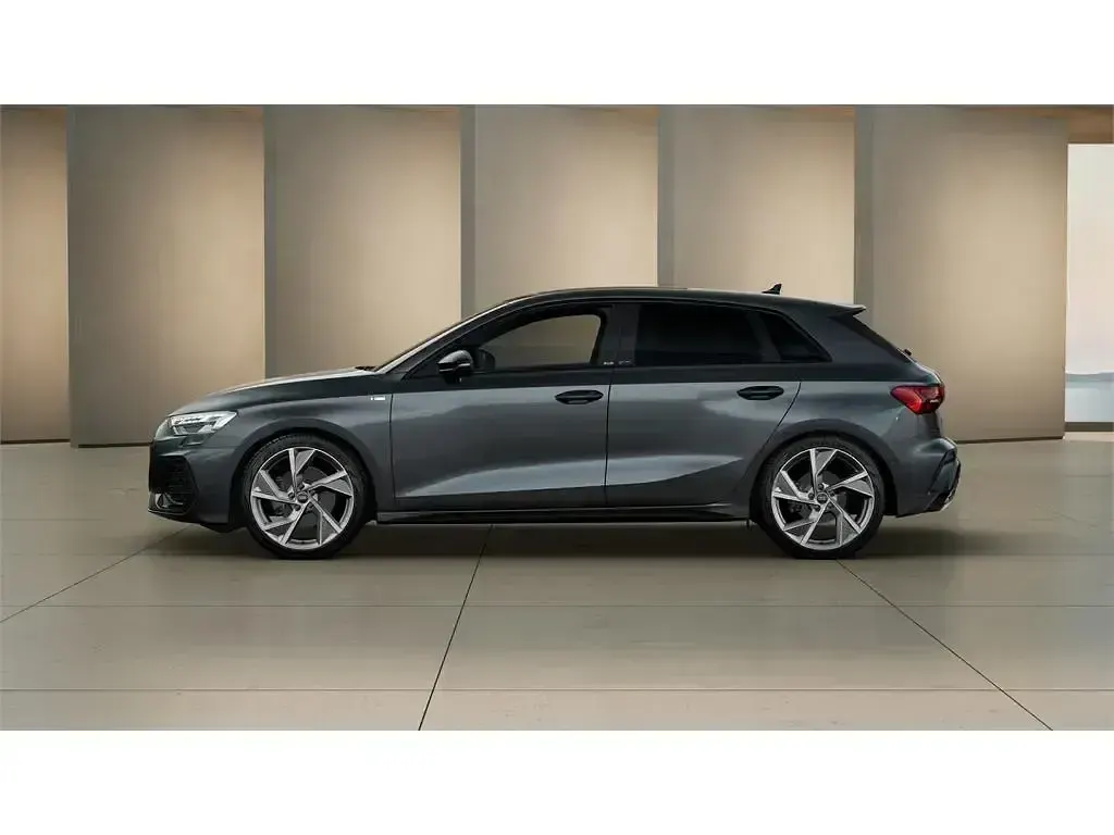 Nuevo Audi A3 150 CV (110 kW) 2026 Gris Berlina