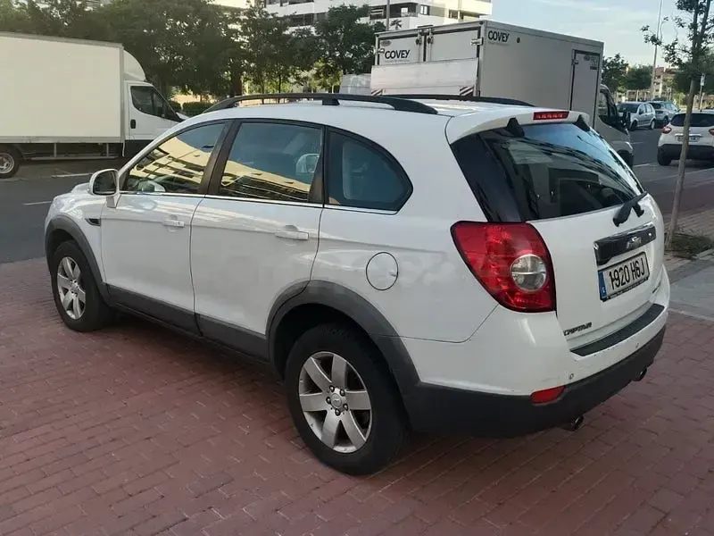 Usado Chevrolet Captiva LTZ 184 CV (135 kW) 2011 Blanco SUV
