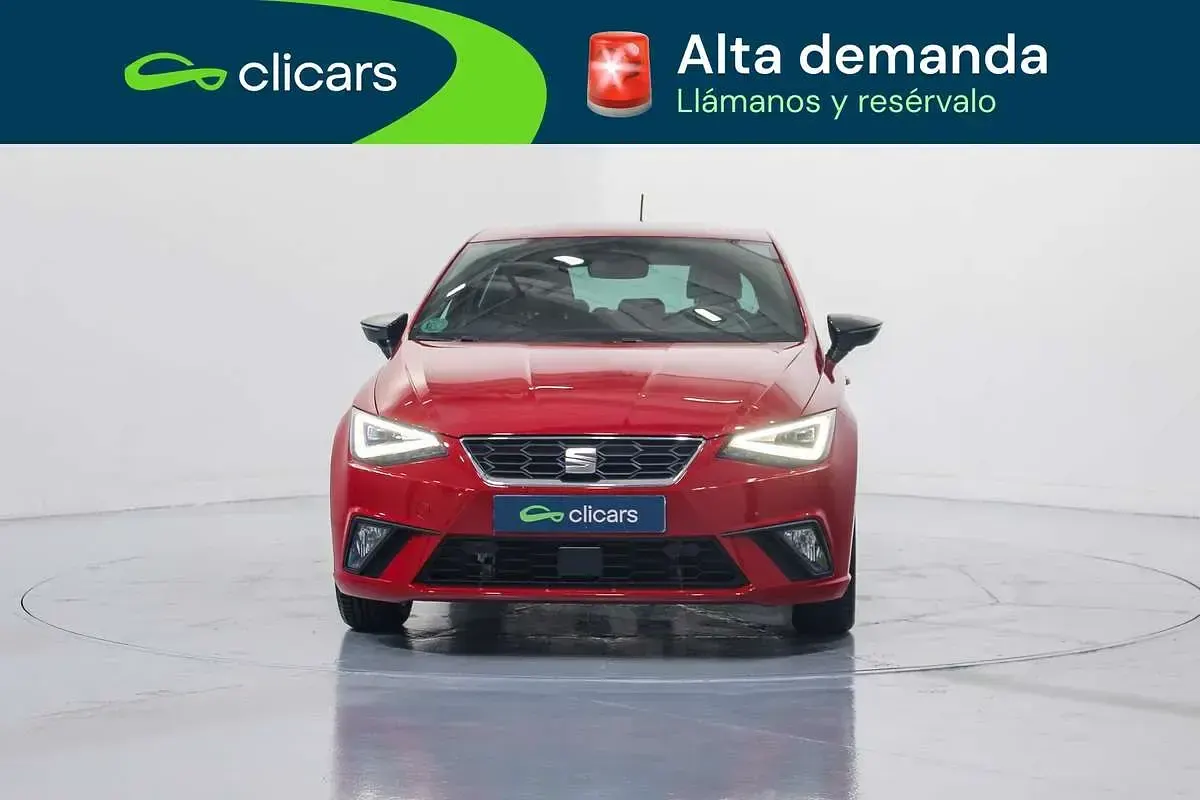 Usado Seat Ibiza FR 110 CV (80 kW) 2022 Rojo Utilitario