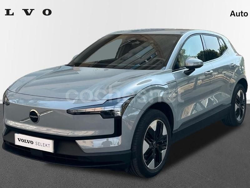 Gris Usado 2024 Volvo EX30 Core SUV | 33.500 € (Un poco caro) - Imagen 1/4