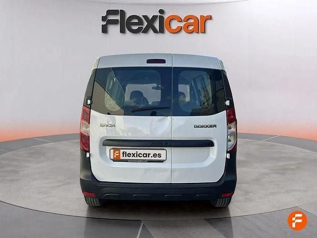 Usado Dacia Dokker Ambiance 75 CV (55 kW) 2018 Blanco Monovolumen