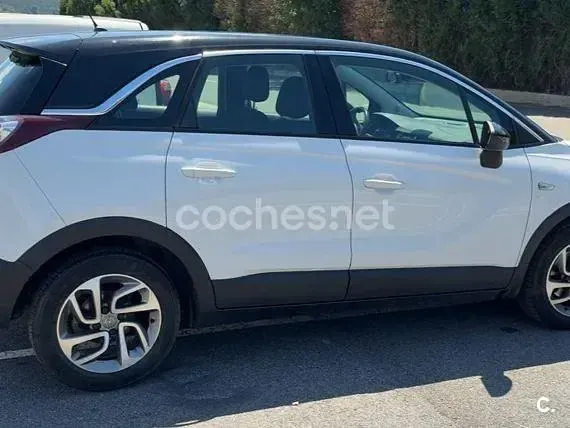 Usado Opel Crossland X Excellence 110 CV (80 kW) 2018 Blanco SUV