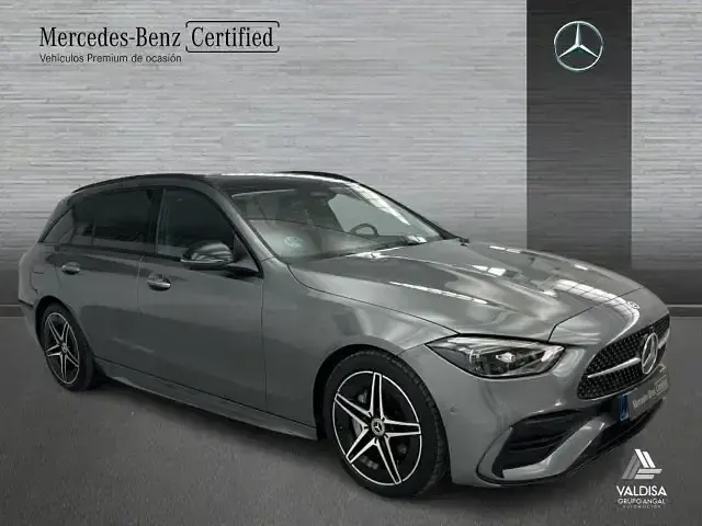 Usado Mercedes C220 200 CV (147 kW) 2025 Gris Familiar
