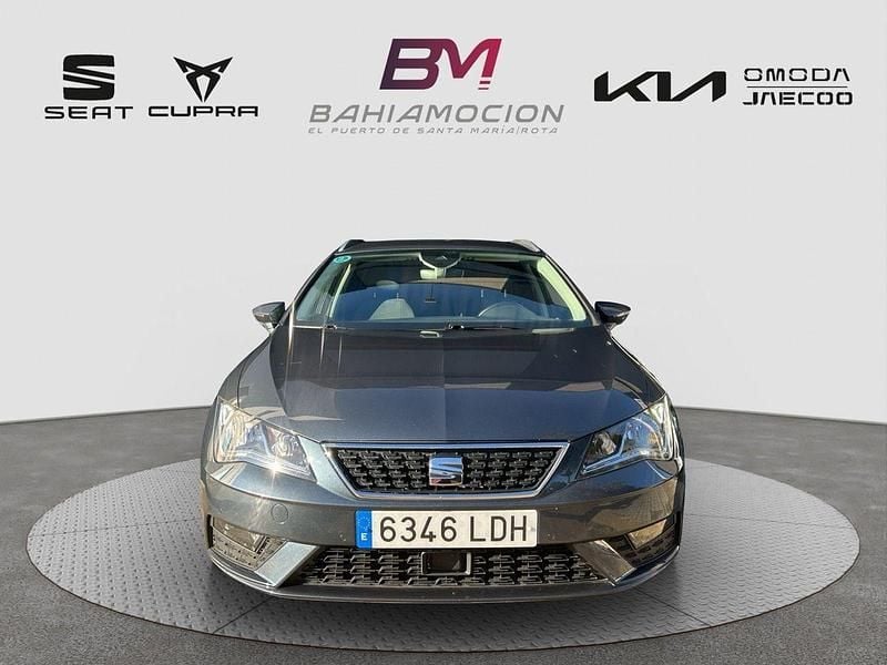 Usado Seat Leon Style 115 CV (84 kW) 2019 Gris