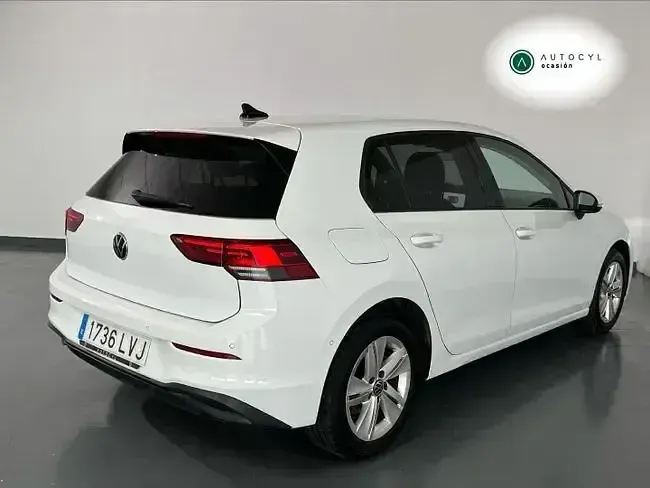 Usado VW Golf VIII 110 CV (80 kW) 2021 Blanco