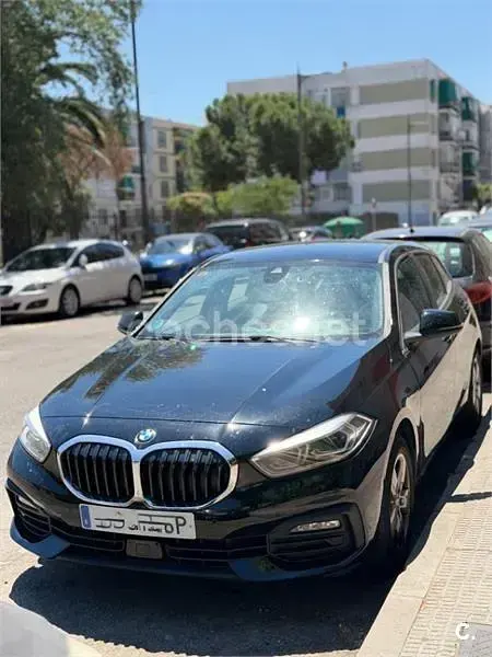 Usado BMW 118 150 CV (110 kW) 2019 Negro Berlina
