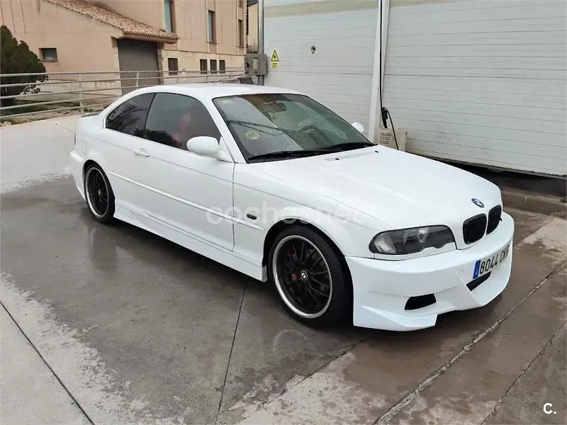 Usado BMW 320 170 CV (125 kW) 2003 Blanco Coupe