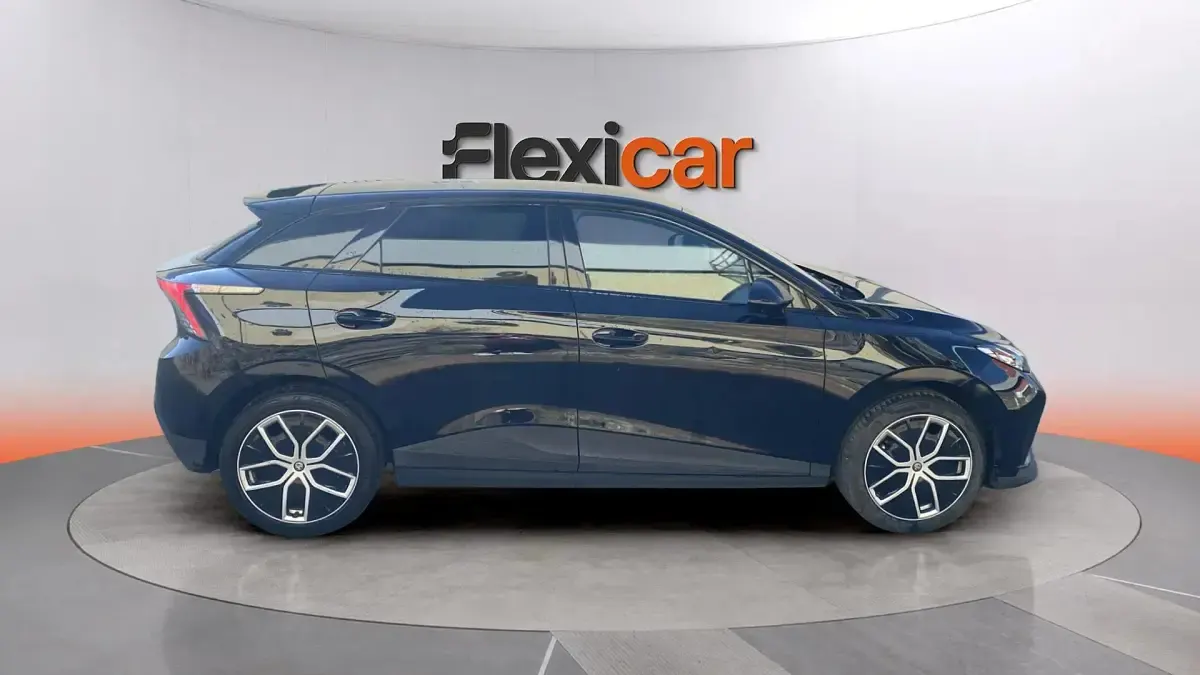 Usado MG MG4 EV 150 kW (204 CV) 2025 Negro Utilitario