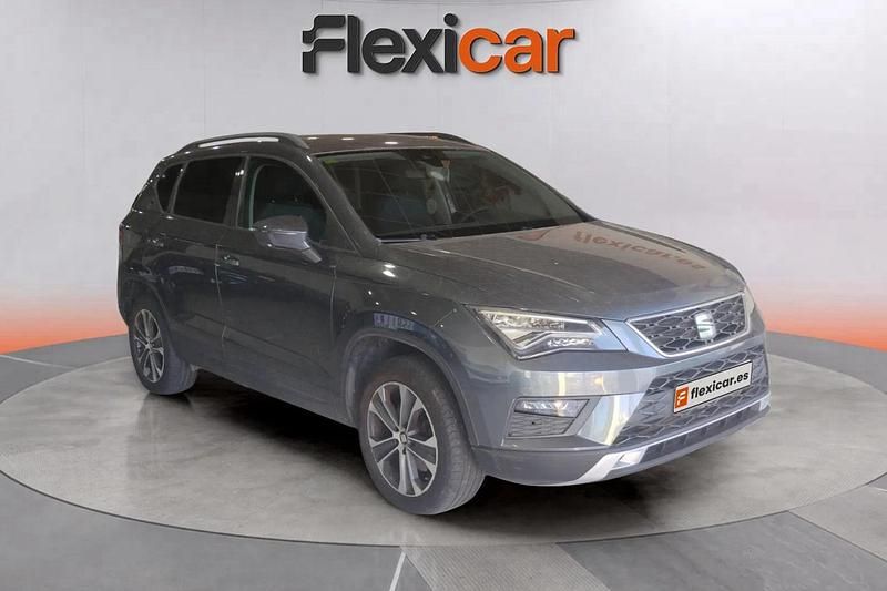 Usado Seat Ateca Ecomotive 116 CV (85 kW) 2018 Gris SUV