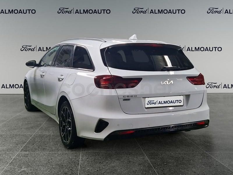 Usado Kia Ceed Style 100 CV (73 kW) 2025 Blanco Utilitario