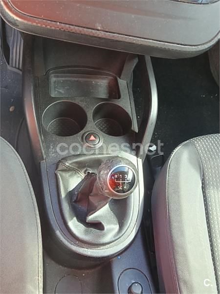 Usado Seat Altea XL Ecomotive 105 CV (77 kW) 2010 Blanco Monovolumen