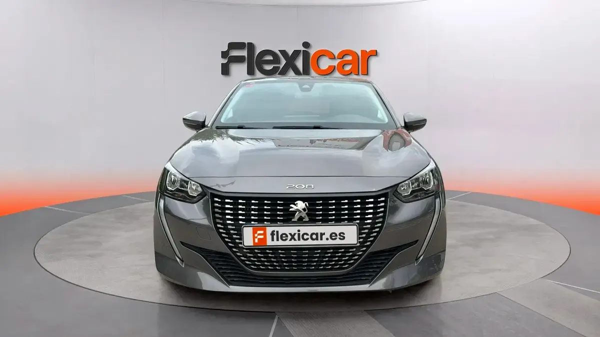 Usado Peugeot 208 Allure 101 CV (74 kW) 2021 Gris Utilitario