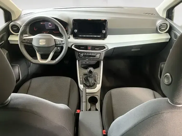 Usado Seat Arona Style 115 CV (84 kW) 2026 Gris SUV
