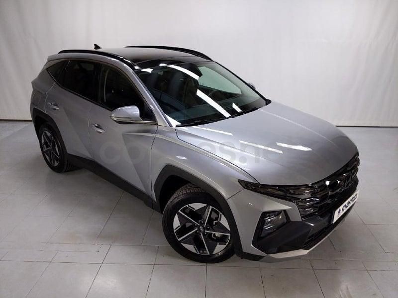 Nuevo Hyundai Tucson 160 CV (117 kW) 2025 Gris / plata SUV