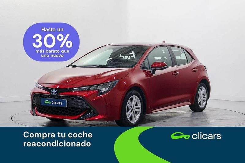 Usado Toyota Corolla Active 98 CV (72 kW) 2022 Rojo Berlina