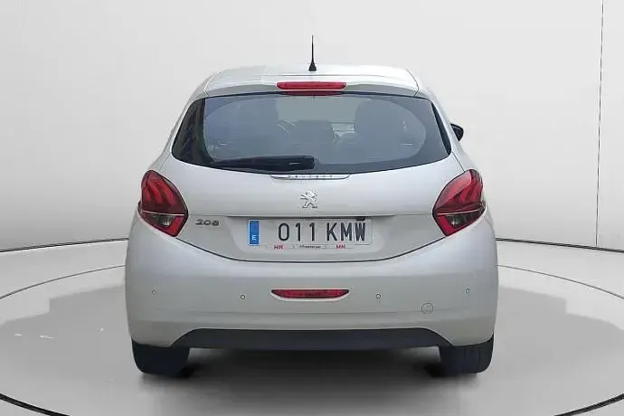 Usado Peugeot 208 Allure 110 CV (80 kW) 2018 Utilitario