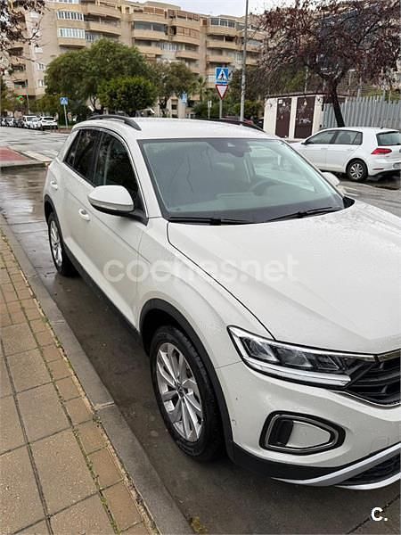 Usado VW T-Roc Business 115 CV (84 kW) 2024 Beige SUV