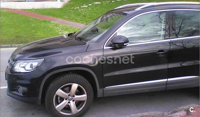 Begagnad VW Tiguan Sport 140 HK (102 kW) 2014 Svart SUV