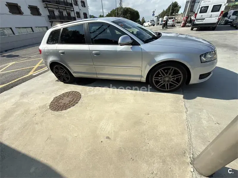 Usado Audi A3 Ambition 160 HP (117 kW) 2010 Cinzento Citadino