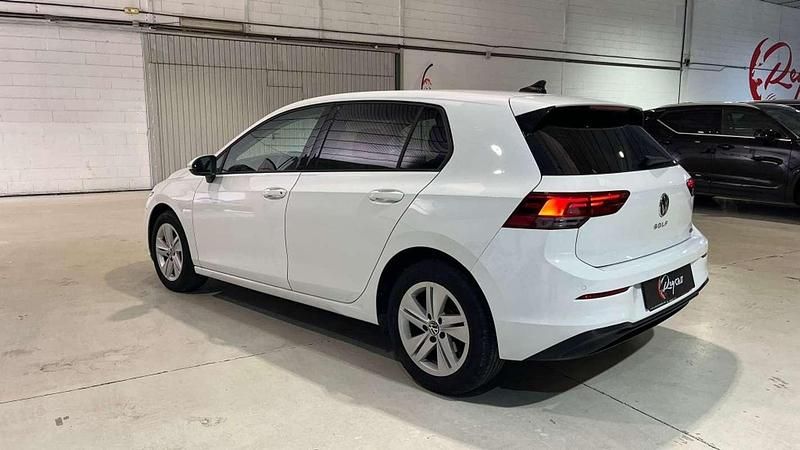 Usado VW Golf VIII Life 110 CV (80 kW) 2022 Blanco Utilitario
