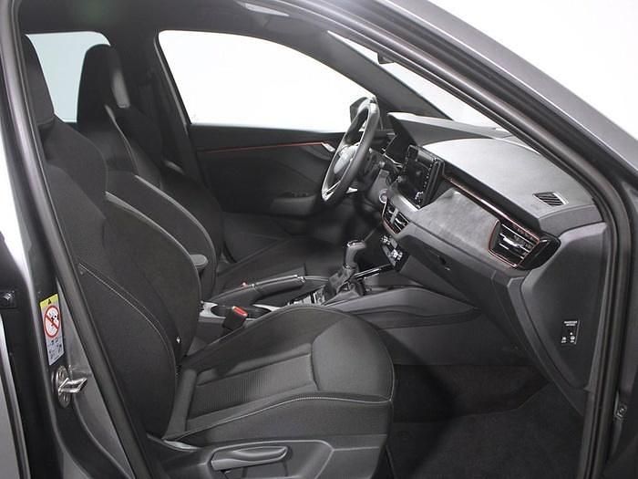 Usado Skoda Kamiq 150 CV (110 kW) 2025 Gris SUV