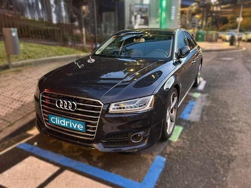 Usado Audi A8 Premium 232 CV (170 kW) 2017 Negro Berlina
