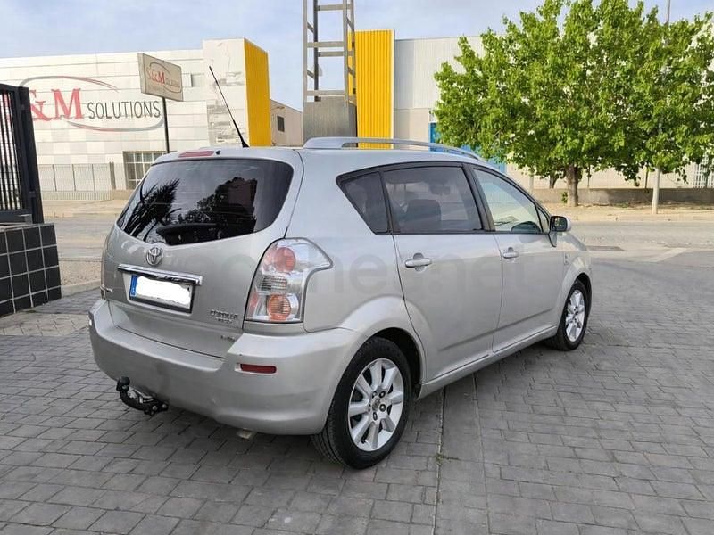 Usado Toyota Corolla Verso Luna 136 CV (100 kW) 2007 Beige Monovolumen