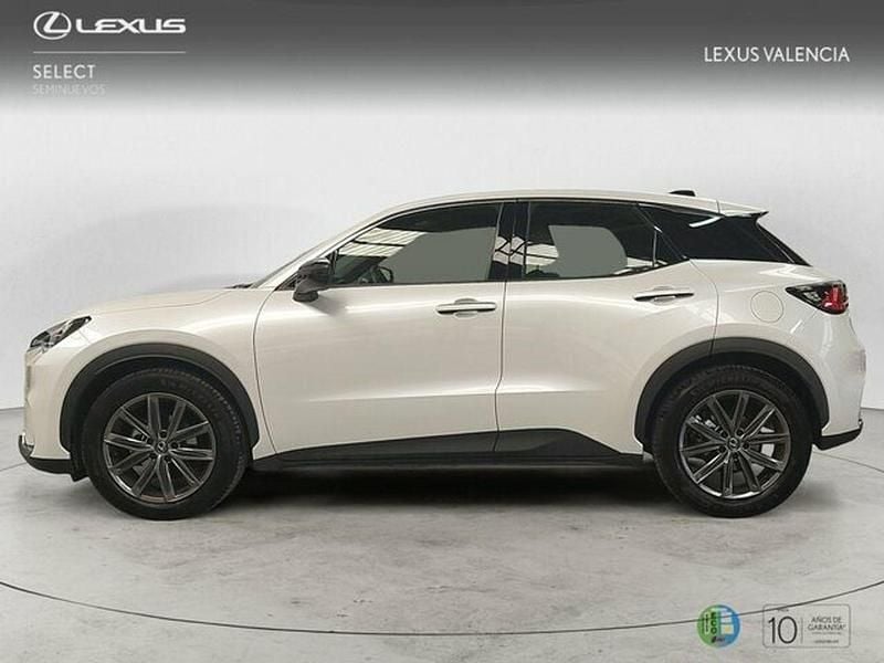 Usado Lexus LBX 136 CV (100 kW) 2024 Blanco SUV